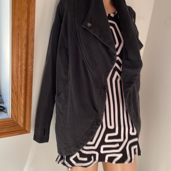 🌷 19” PTP Fits to 6 that’s a wrap sweater cardigan jacket black - Picture 9 of 10